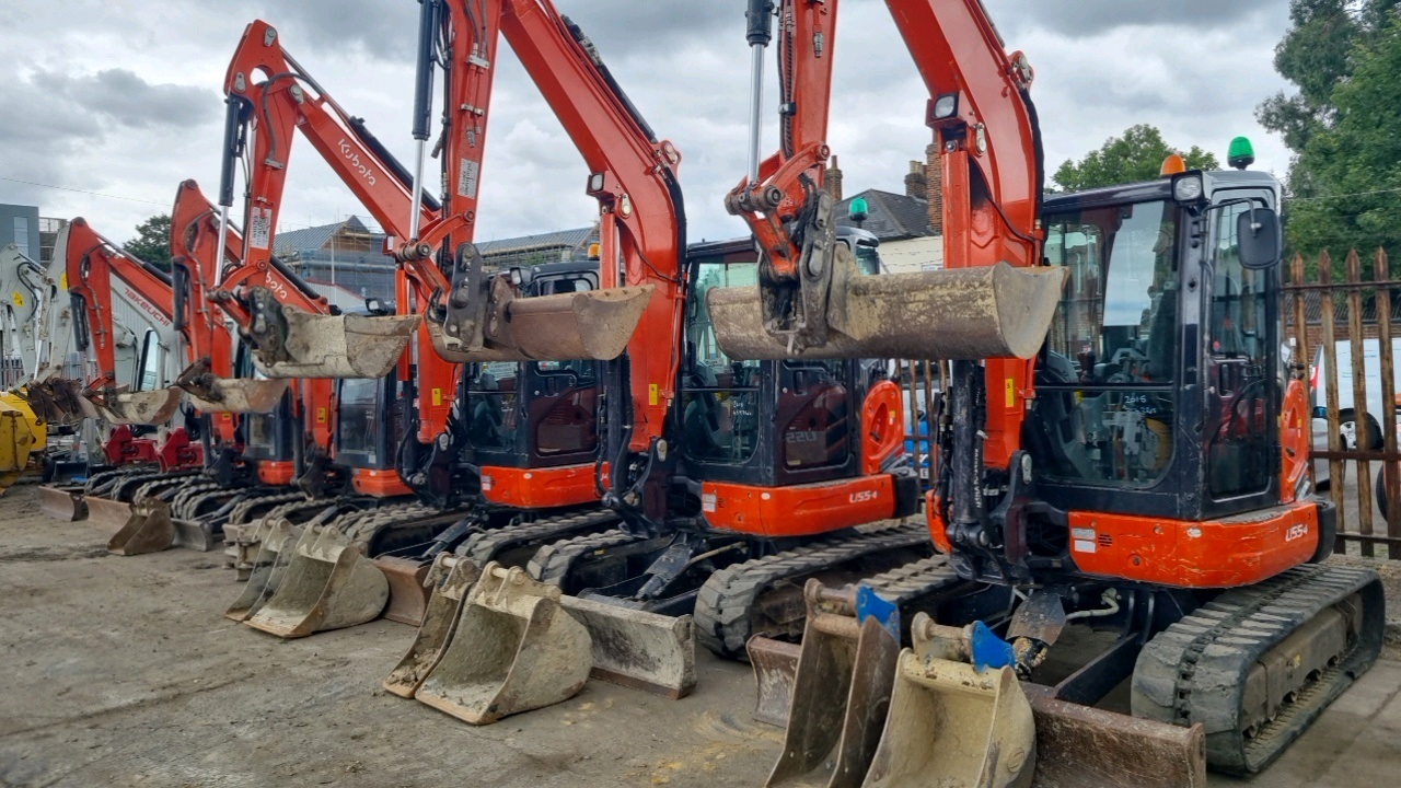 Reading Auction of Contractors Plant Ring 3