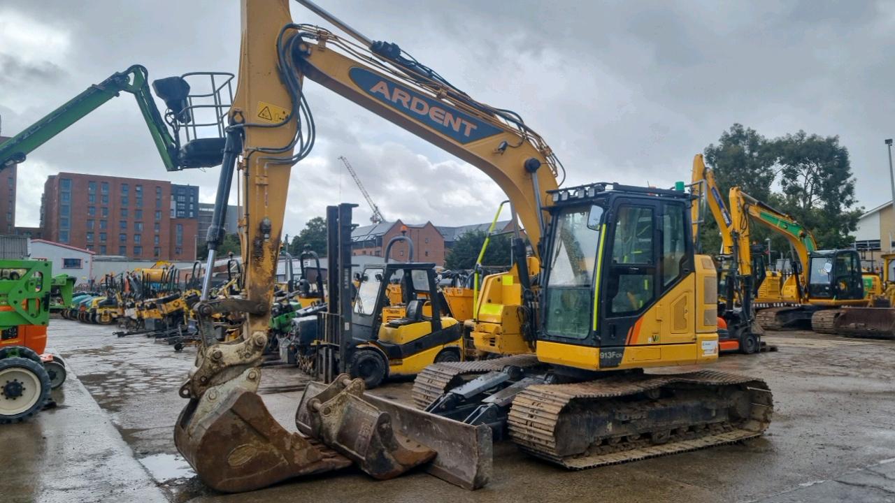 Reading Auction of Contractors Plant Ring 3 Nov 25