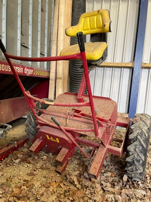 Lot 2 - LAND-DRIVEN FORECART by I & J Manufacturing of Pennsylvania, USA