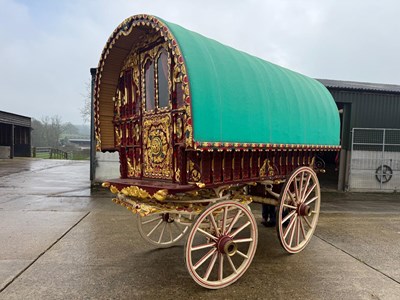 Lot 62 - BOW TOP WAGON