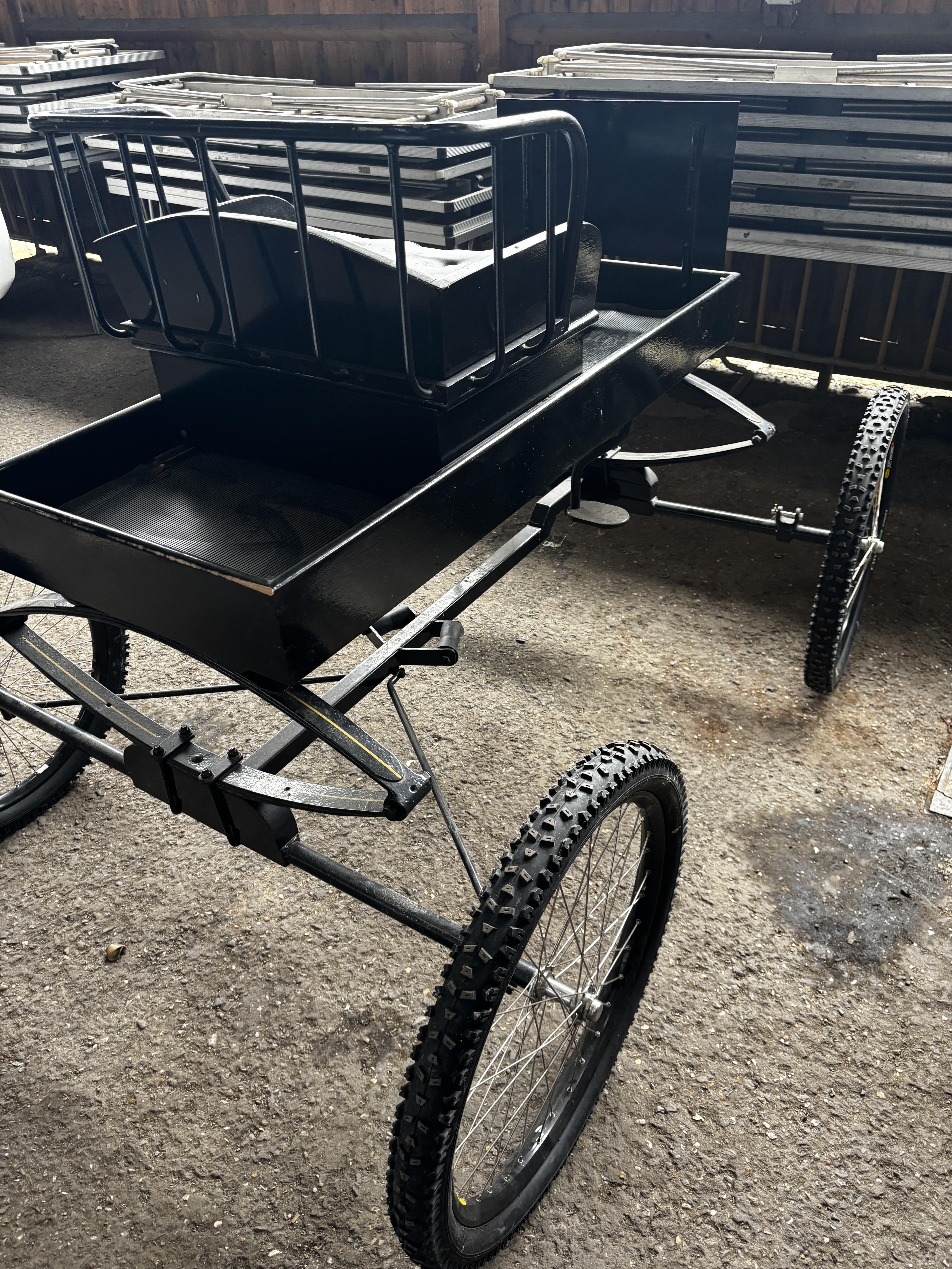 Lot 70 - HACKNEY WAGON