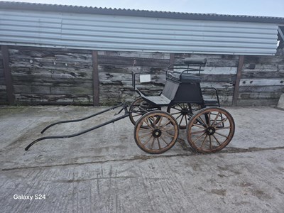 Lot 74 - FENIX COUNTRY FLYER