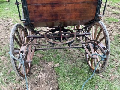 Lot 89 - IRISH DOG CART approx 1920