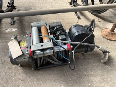 Lot 236 - 8t hydraulic winch for a carriage trailer or horsebox