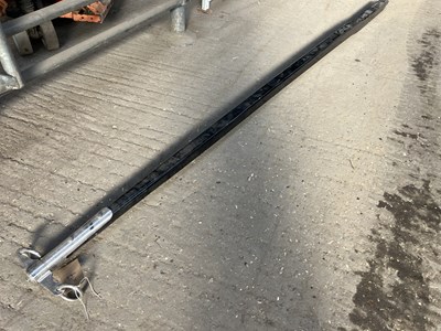 Lot 297 - Carriage pole with swivel head