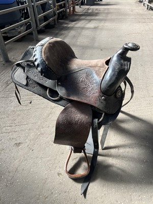 Lot 373 - Western saddle 15"