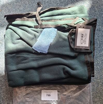 Lot 799 - Zilco fleece apron, new