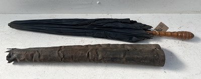 Lot 811 - Umbrella with case