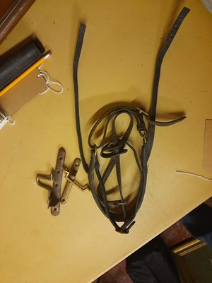 Lot 833 - Assorted brass shaft fittings, leather noseband and a leather pair of drop straps for a bridle