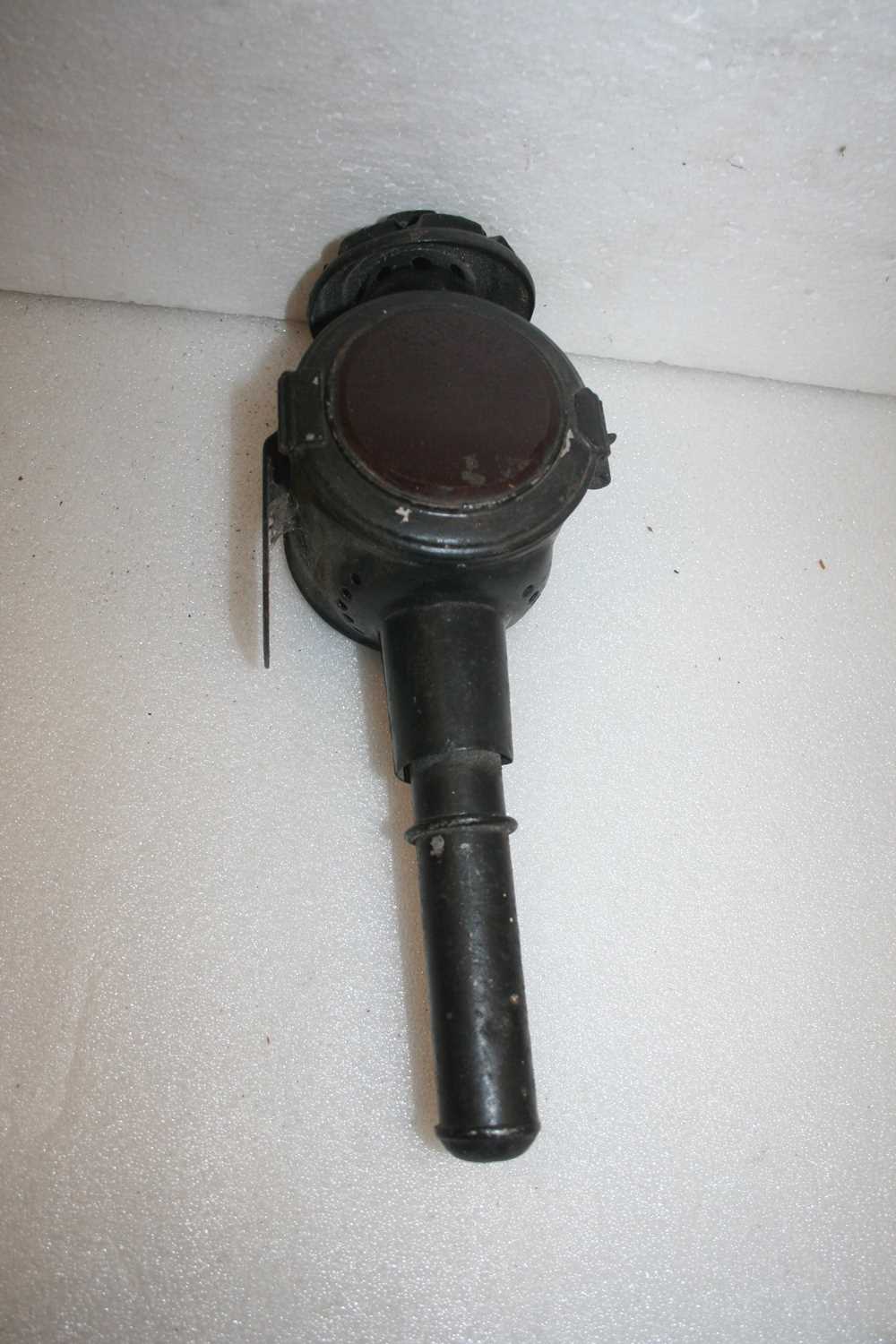 Lot 907 - Rear carriage lamp