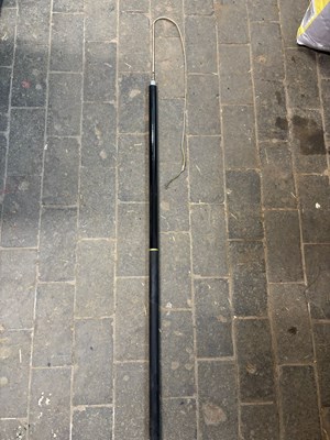 Lot 948 - Telescopic team whip