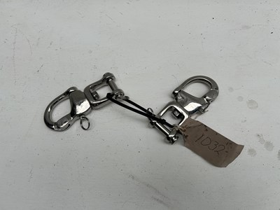 Lot 1032 - Pair of quick release shackles. This lot carries VAT.