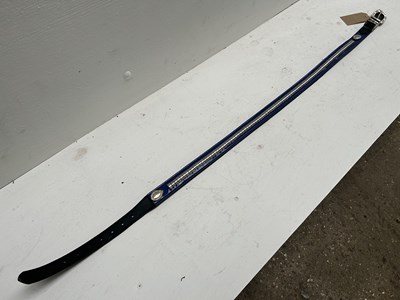 Lot 1049 - Huskisson type blue belt with clinchers. This lot carries VAT.