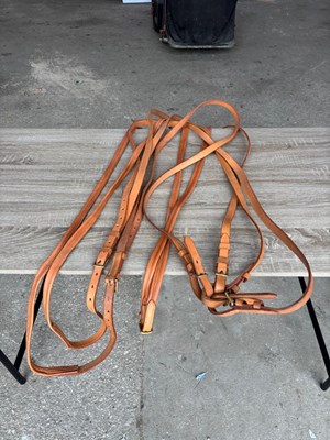Lot 1069 - New brown Pairs reins