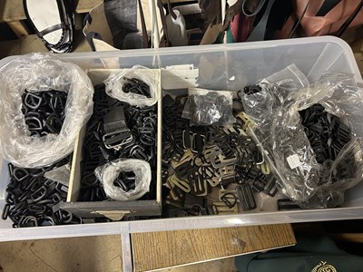 Lot 1099 - Assorted fittings for making leads, collars or rug repairs