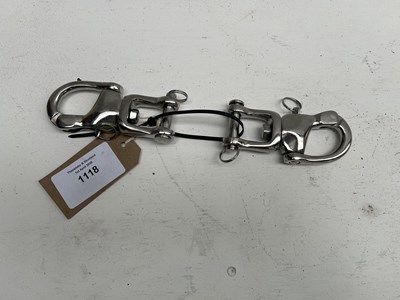 Lot 1118 - Pair of quick release snaps. This lot carries VAT.