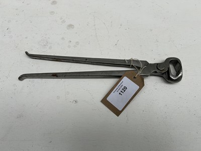 Lot 1120 - Pair of hoof nippers. This lot carries VAT.