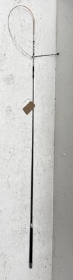 Lot 1143 - Bow top whip. This lot carries VAT.