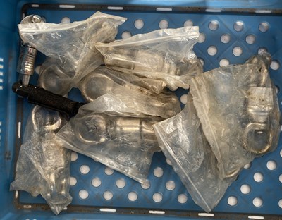 Lot 1245 - Eight quick release snaps