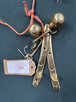Lot 224 - Set of brass shaft fittings. This lot carries VAT.