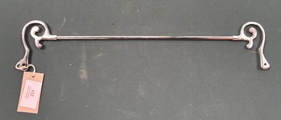 Lot 231 - White metal rein rail. This lot carries VAT.