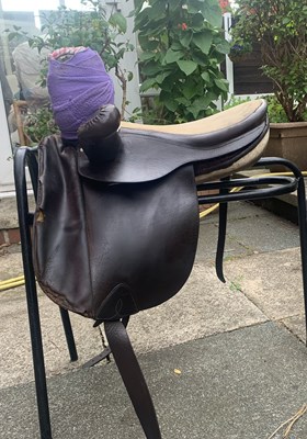 Lot 363 - 14" Parker of London side saddle