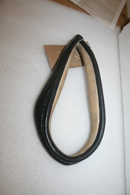 Lot 658 - Apprentice collar