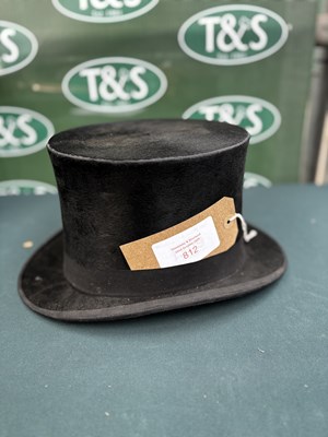 Lot 812 - Black silk top hat size