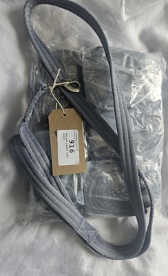 Lot 819 - Ten new padded lead reins