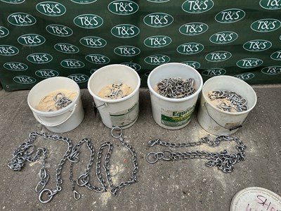 Lot 847 - 4 buckets of chains