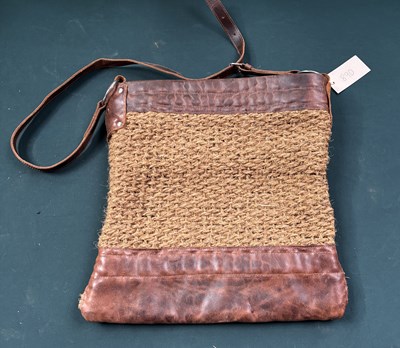 Lot 890 - Nosebag. This lot carries VAT.
