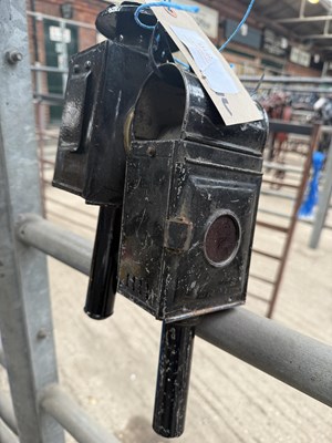 Lot 816 - Two rear carriage lamps