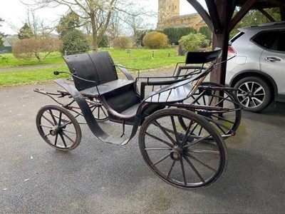 Lot 10 - VIS-A-VIS PHAETON to suit a pony, single or pair