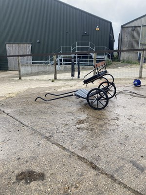 Lot 36 - EXERCISE CART by Bennington